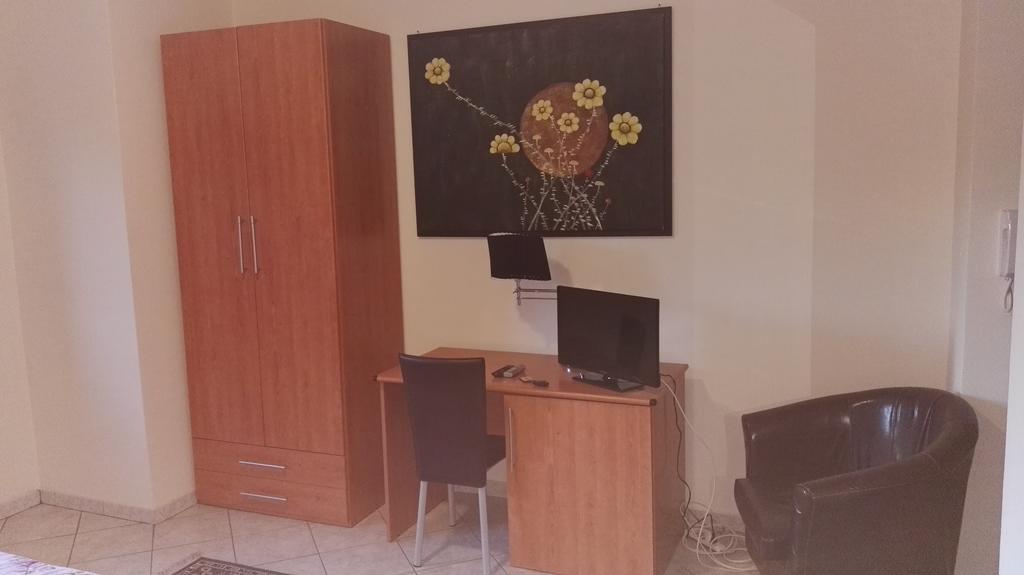 مبيت وإفطار ريندي Raggio Di Sole المظهر الخارجي الصورة